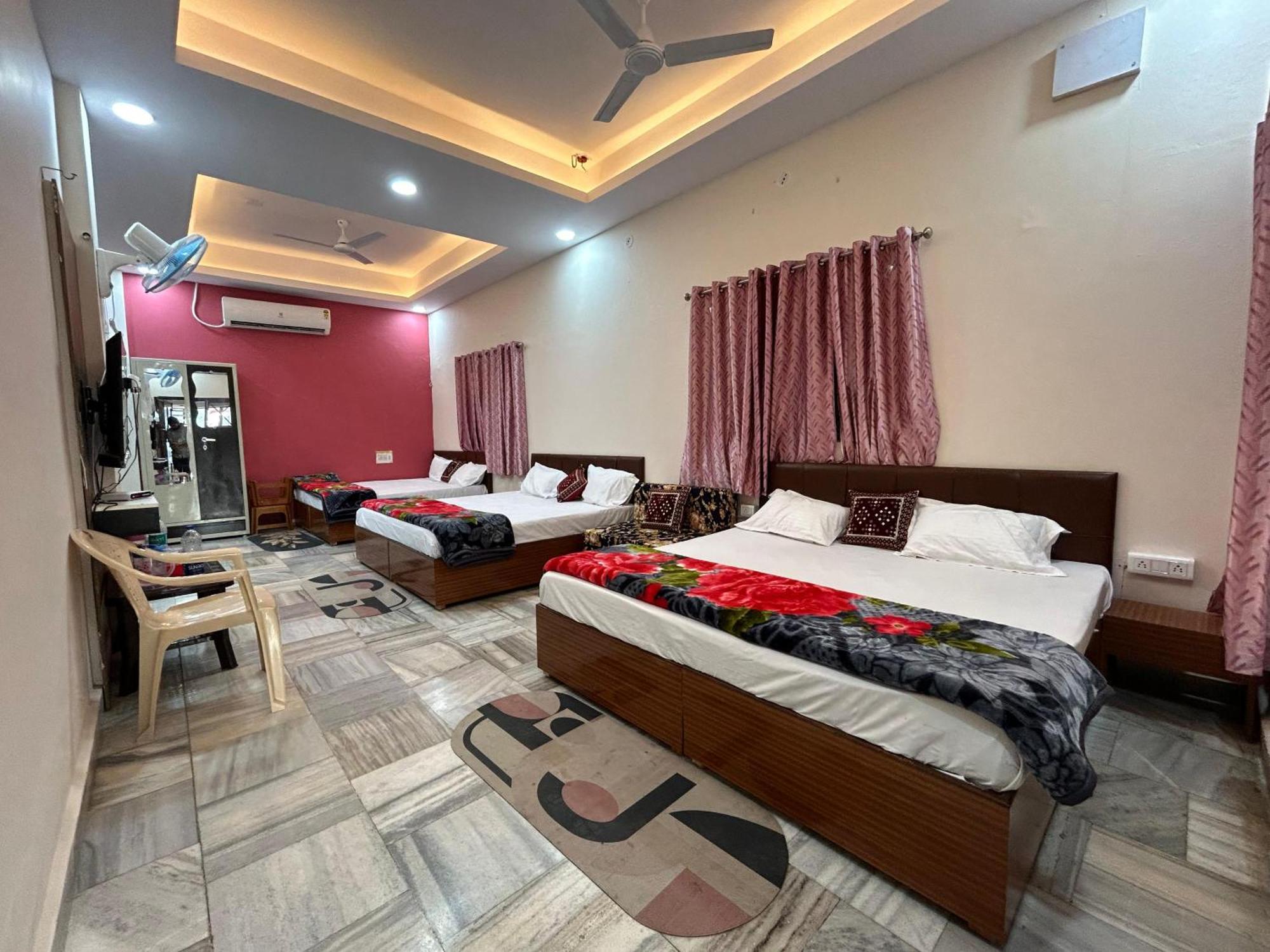Aashirwad Residency Bed & Breakfast Ujjain Exterior foto
